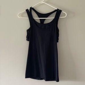 Lululemon tank top w/ built in bra